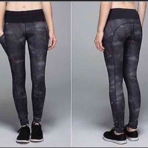 Lululemon NWOT sequin legging with pockets